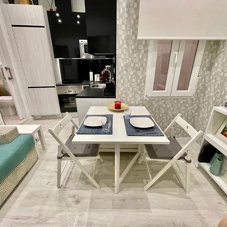 Appartamento Adorable Apartamento En Chamberi Madrid Esterno foto