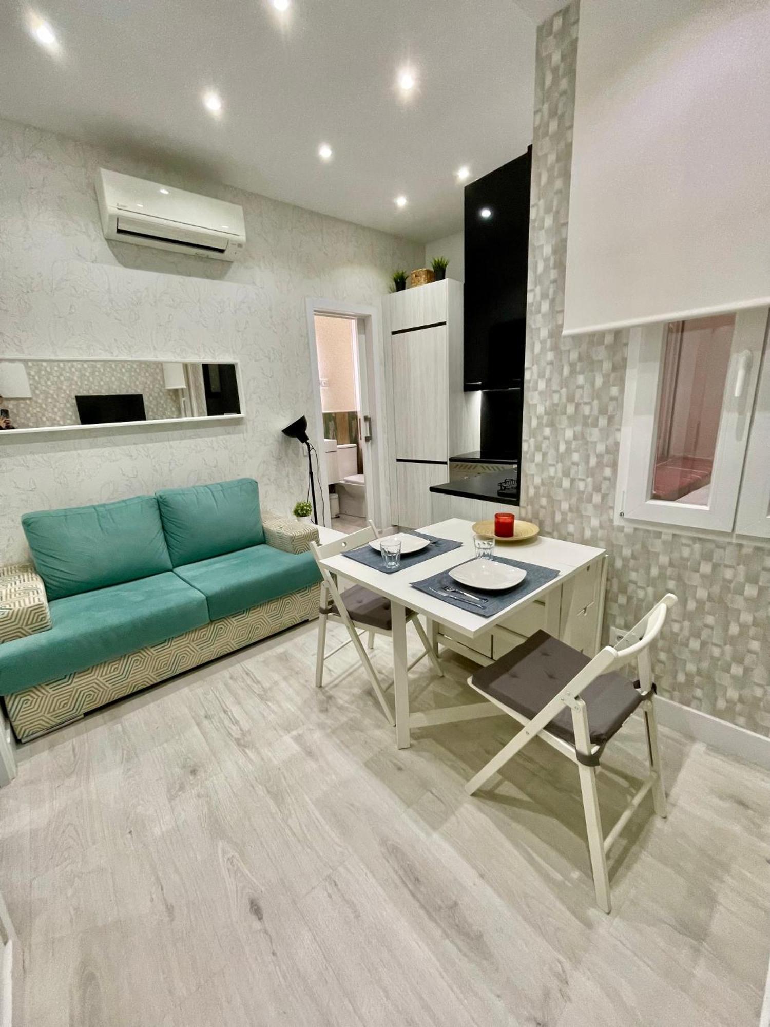 Appartamento Adorable Apartamento En Chamberi Madrid Esterno foto
