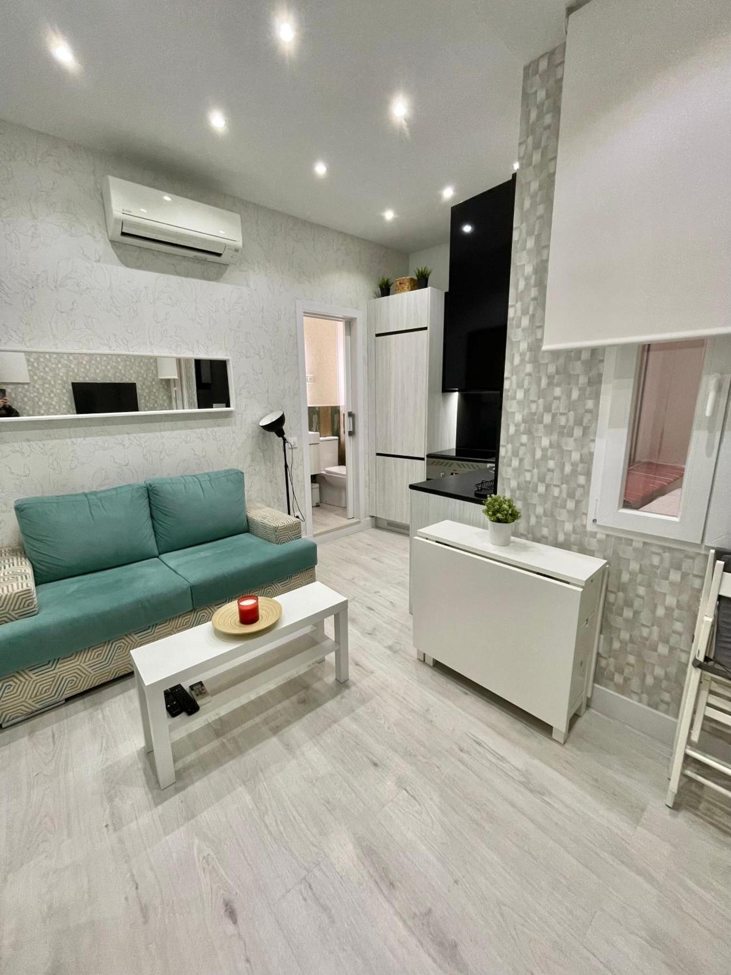 Appartamento Adorable Apartamento En Chamberi Madrid Esterno foto