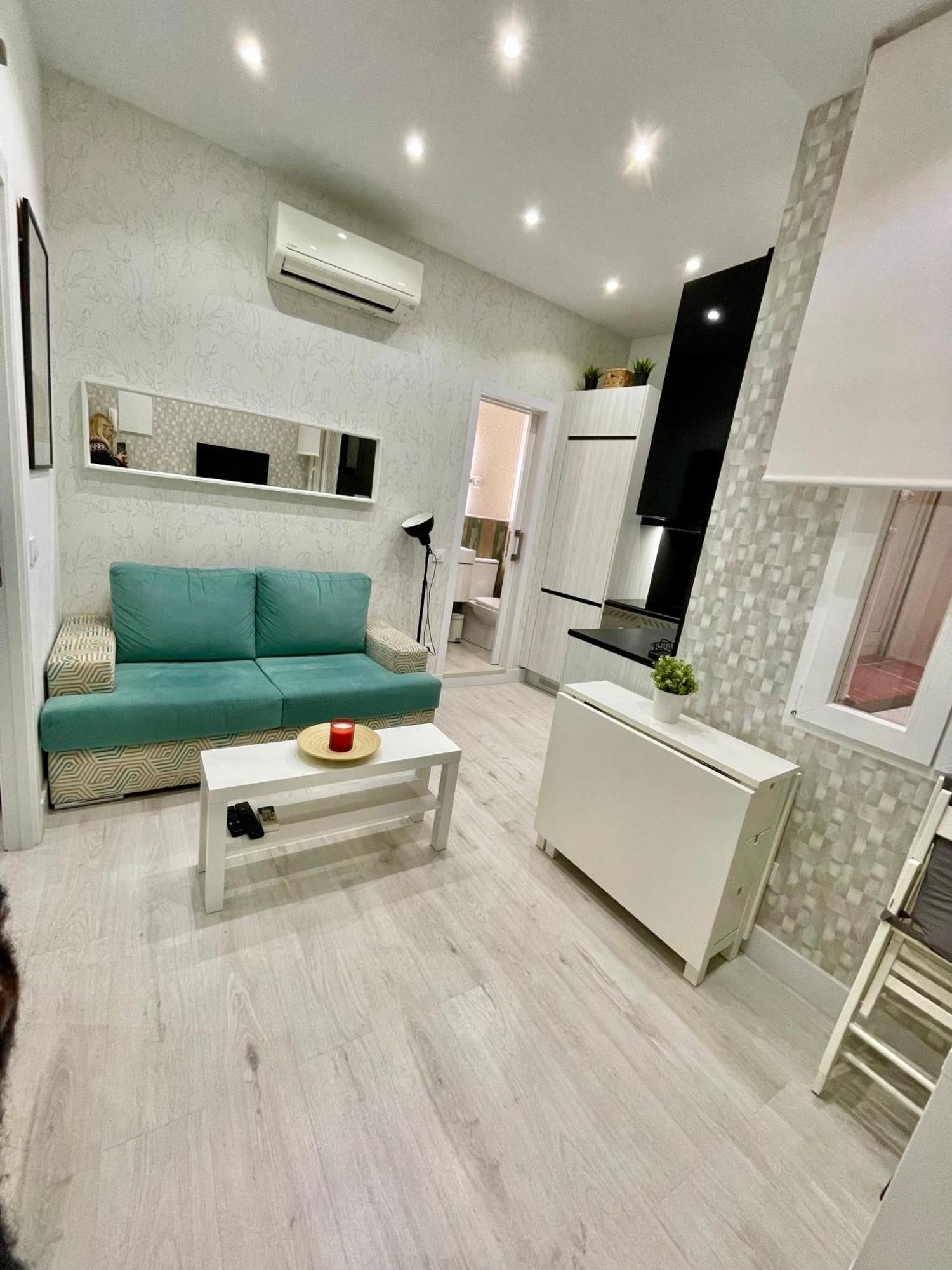 Appartamento Adorable Apartamento En Chamberi Madrid Esterno foto